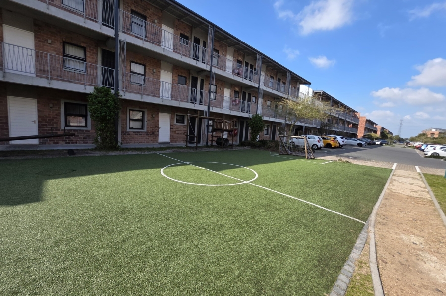 2 Bedroom Property for Sale in Ottery East Western Cape